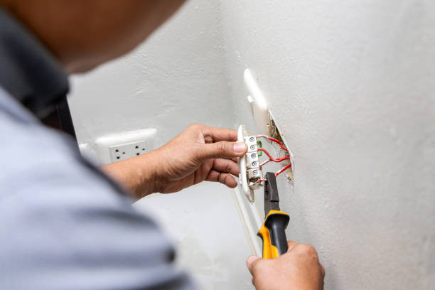 Best Outdoor Lighting Installation  in Coconut Creek, FL